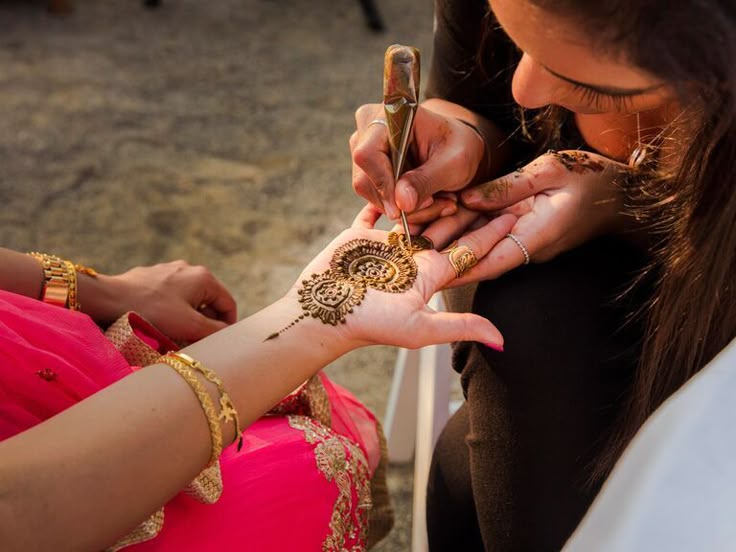 bridal mehendi designs  for wedding vendors in hyderabad